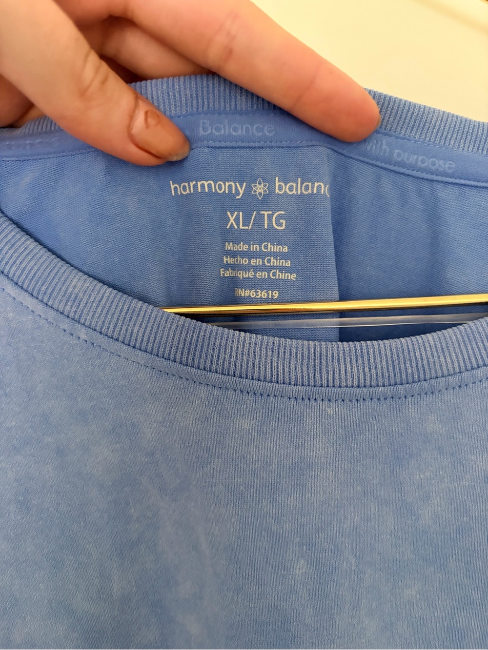 Harmony & Balance Men’s Light Blue Crewneck Sweatshirt - XL